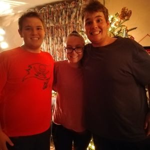 Meet your Posher, Lois